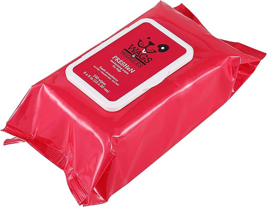 Wags & Wiggles Freshen Deodorizing Wipes for Dogs -Eliminate Odors from Your Dog's Coat -Fresh Strawberries | Easy and Convenient Way to Freshen Your Pet Without A Bath, FF12825, 100 Count (Pack of 2)