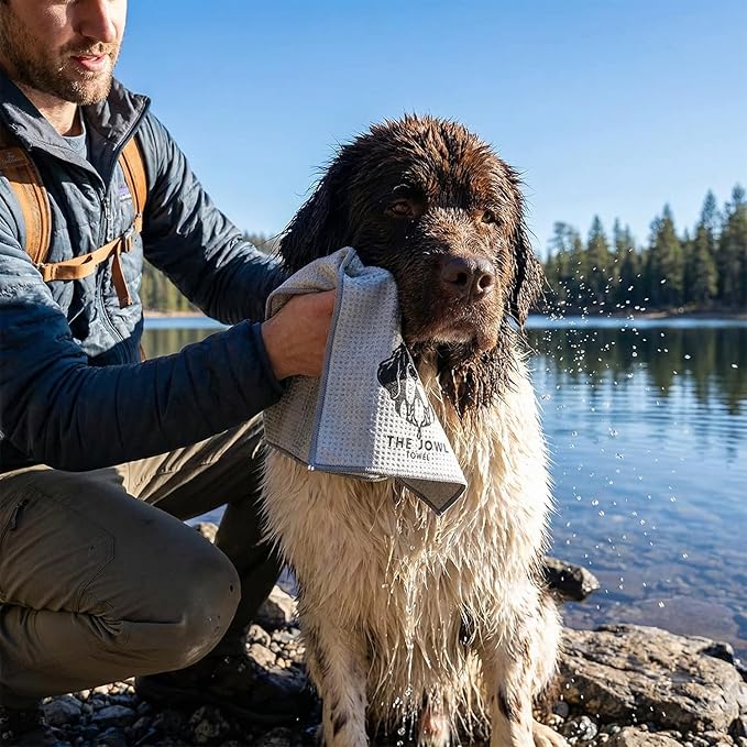 Jowl Towel with Hook, Attaches to Leash for Large Dogs, 1PC