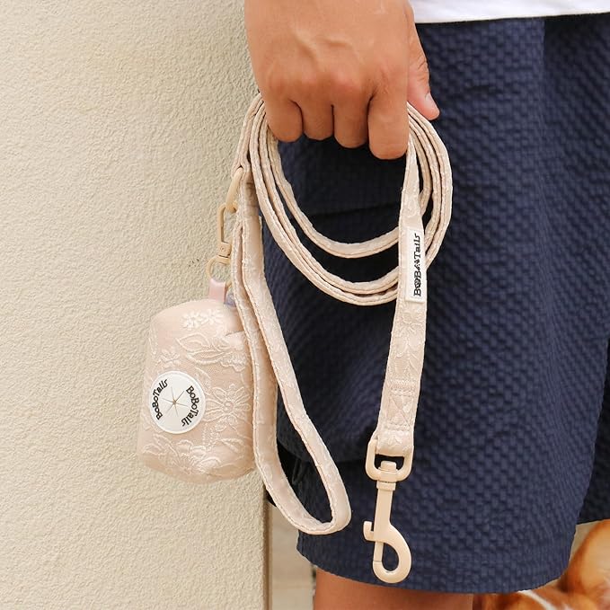Dog Poop Bag Holder with Clip, Stylish Doggy Waste Bag Dispenser for Dog Leash, Durable Portable Poop Bag Carrier No Include Poop Bag Inside