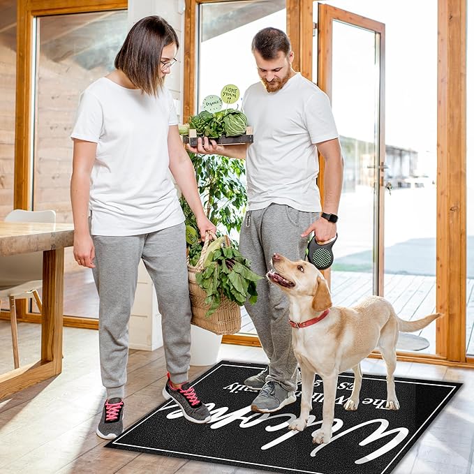 Custom Doormat with Family Name Personalized Welcome Entryway Door Mat Front Door Mat for Outdoor Decor Entrance Mat Customised Rug Christmas Housewarming Gift with Anti-Slip Backing