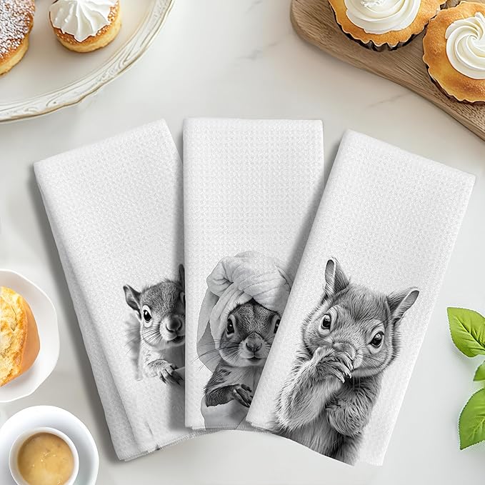 Funny Squirrel Hand Towels for Bathroom Kitchen Decor Set of 3, Squirrel Lover Lover Gifts, Funny Kids Bathroom Hand Towels,16x24 Inches