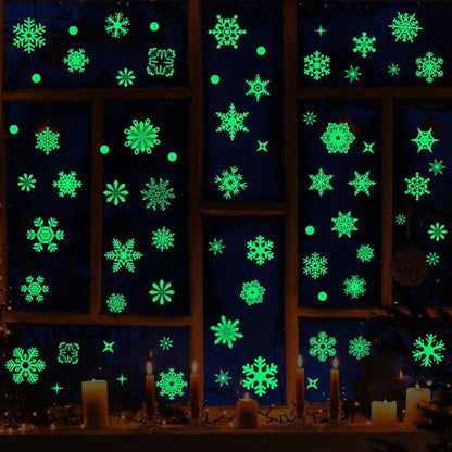 93PCS Glow in The Dark Snowflake Window Clings, Glass Window Snowflake Decals, Non-Adhesive Stickers, Static Stickers, Christmas Stickers for Children's Room Decoration Christmas Decoration