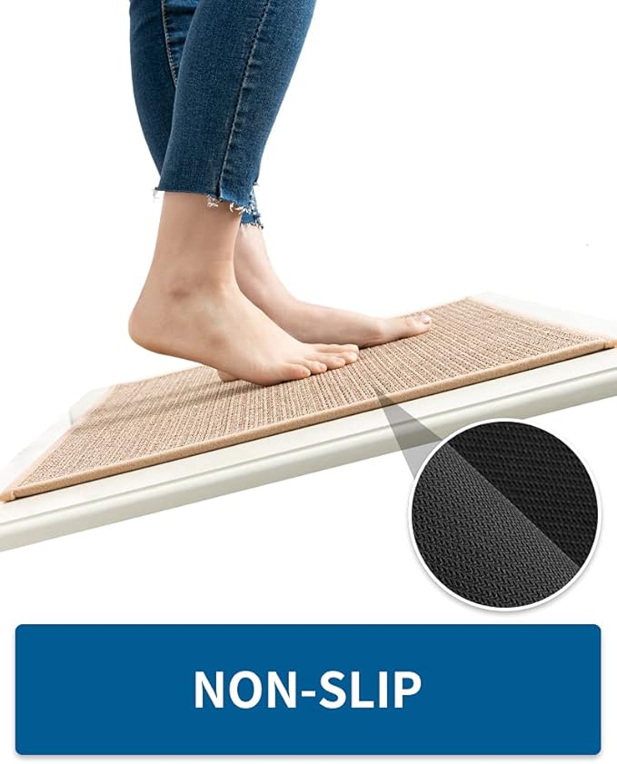 Kitchen Rugs Non Slip Washable, Absorbent Kitchen Mats for Floor, Braided Kitchen Runner Rug with Rubber Backing, Durable Dirt-Resistant Kitchen Carpet for Front of Sink (Beige,20"x47")