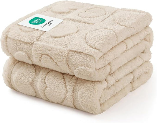 Luciphia 1 Pack 2 Small Dog Blanket Washable Pet Bed Cover Soft Fluffy Puppy Blanket with Premium Fleece 300GSM Cozy Calming Cat Blankets for Indoor Cats Beige 41x31 inch