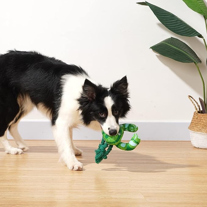 Dog Toys, Dog Plush Toy for Large Breed, Cute Squeaky Dog Toys with Crinkle Paper, Dog Chew Toys for Puppy, Small, Middle, Big Dogs (Crab)