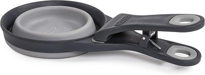 Dexas Pets Collapsible KlipScoop Collapsible Dry Dog Food Scoop and Dog Food Bag Clip, 1 Cup Capacity, Light Gray (PW660432429)
