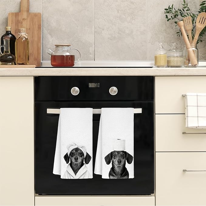 Funny Dachshund Hand Towels, Dachshund Doxie Gifts for Women, Weiner Dog Gifts Decorative Hand Towels for Bathroom Decor, Funny Dog Bathroom Decor, 16x24 Inch Set of 2