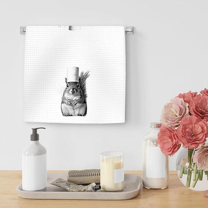 Squirrel Bathroom Hand Towels, Squirrel Decor for Bathrooms, Funny Bathroom Squirrels Hand Towels, Squirrel Gifts, FunnySquirrel Themed HandTowels for SquirrelLovers Bathrooms, 16x24In