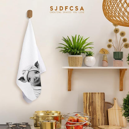 Funny Pig Bathroom Hand Towels, Pig Gifts for Women, Gifts for Animal Lovers, Rustic Farmhouse Farm Animal Decorative Hand Towels for Bathroom Decor, 16x24 Inch