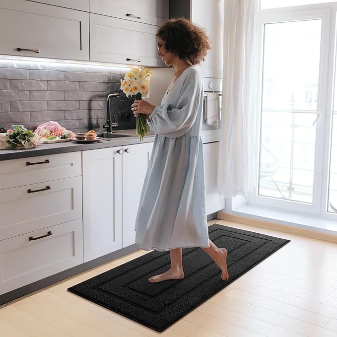 GRANNY SAYS Kitchen Mats for Floor, 47 x 20, Kitchen Rugs Non Slip Washable, Thick Floor mats for Kitchen, Laundry, Kitchen Carpet Non Skid, Black