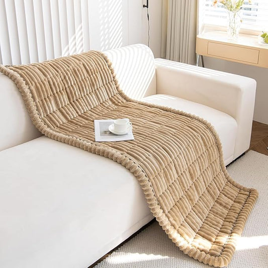 LiveGo Pet Couch Cover Dogs Washable Non-Slip Couch Protector Pet Friendly Dog Mat for Couches and Sofas (Milky Coffee, 70x150 cm/27.6x59.06 in)