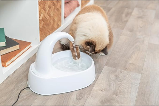 Trixie Curved Stream Drinking Fountain for Cats and Dogs, 84.5oz Automatic Water Dispenser, Cat Water Bowl,White