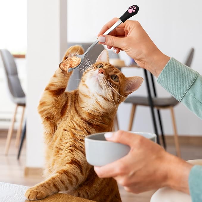 4 Pcs Stainless Steel Dog Cat Spoon Cat Claw Spoon for Wet Food Long Handle Cats Food Scoop Cute Pet Can Spoons Pet Feeder Spoons for Dog and Cats Foods Can (White and Black)