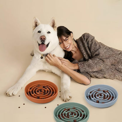 Coomazy Slow Feeder Dog Bowls, Silicone Dog Bowl with Suction Cups, Slow Feeder & Non-Slip Design, Boredom and Anxiety Reducer, Suitable for All Breed Dogs, Orange