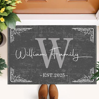 Custom Doormat with Family Name Retro Personalized Entryway Door Mat Front Door Mat for Outdoor Decor Entrance Mat Customised Rug Christmas Housewarming Gift with Anti-Slip Backing