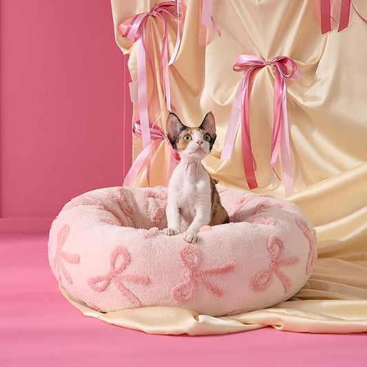 LE SURE Shown on TV Donut Cat Beds for Indoor Cats - Round Small Dog Bed Calming Bed Gift for Pets, Home Decor Cute Modern Beds with Jacquard Shaggy Plush & Anti Slip Bottom, 20 Inch, Pink Taffy