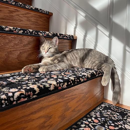 RORA Bullnose Carpet Stair Treads Non-Slip Stair Treads for Wooden Steps,Washable Stair Carpet,Floral Stair Rugs,Runner Indoor Stair Mats for Pets Elder,7pcs,29.5 ''x9.5 ”x1.5 '',Black
