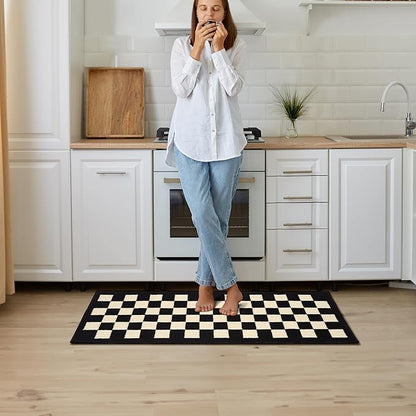 GRANNY SAYS Kitchen Mats for Floor, Kitchen Rugs Non Slip Washable, Runner Rugs for Kitchen Floor, 47" x 17.7", Stain Resistant Comfort Standing Mat Made of 100% Polypropylene, Black