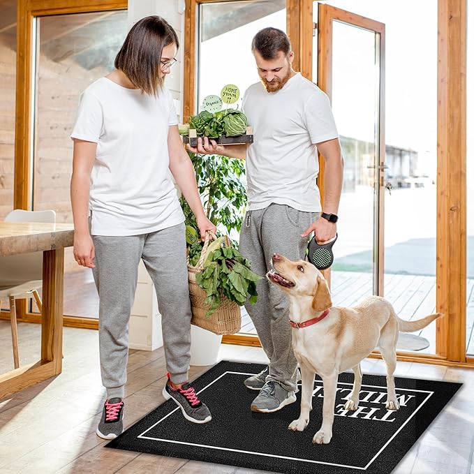 Custom Doormat with Family Name Personalized Entryway Door Mat Front Door Mat for Outdoor Decor Entrance Mat Customised Rug Christmas Housewarming Gift with Anti-Slip Backing