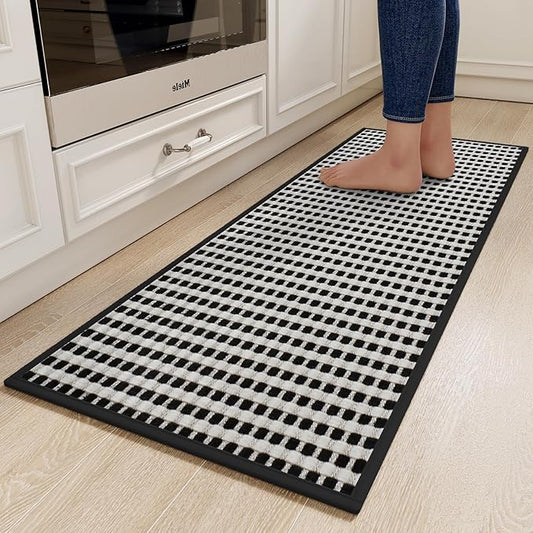 Kitchen Runner Rugs Non Slip Washable, Super Absorbent Soft Chenille Braided Kitchen Mats for Floor Rubber Backing Sink Mat Standing Hallway Floor Mat, Easy Clean, Black 17"x59"
