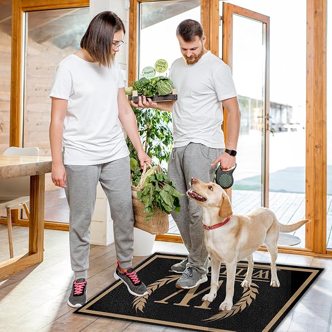 Custom Doormat with Family Name Elegant Personalized Entryway Door Mat Front Door Mat for Outdoor Decor Entrance Mat Customised Rug Christmas Housewarming Gift with Anti-Slip Backing