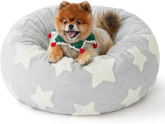 LE SURE Donut Small Dog Bed - Round Cat Beds Indoor Anti-Anxiety Calming Gift for Pets, Washable Cute Modern Beds with Jacquard Shaggy Plush & Anti Slip Bottom, 23 Inch, Christmas Grey