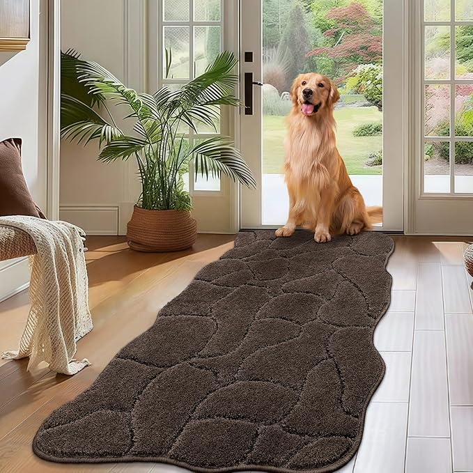 Large Dog Door Mat for Muddy Paws, 24x59 Absorbent Dirt Trapper Long Door Mat, Non-Slip Washable Mud Mat for Dogs, Polyester Microfiber Soft Pet Rug Mat for Entryway, Mud Dog Paws, Patio ( Latte)
