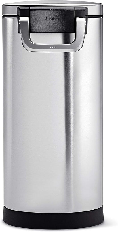 simplehuman 30 Liter, 32 lb / 14.5 kg Large Pet Food Storage Container for Dog Food, Cat Food, and Bird Feed, Brushed Stainless Steel