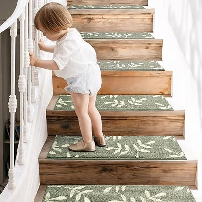Carpet Stair Treads, Non-Slip Stair Treads for Wooden Steps Indoor, 30”x8” Stair Runner for Pets Non Skid Wood Staircase Step Treads Reusable, Set of 7, Green