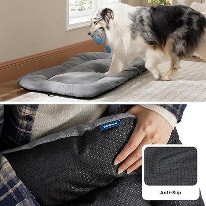 Bedsure Washable Dog Crate Pad for Medium Dogs, Anti-Slip Puppy Kennel Dog Bed for Crate - Ultra Soft Fleece Flat Thin Pet Mat (Not Chew Proof), Light Grey 29"x18"