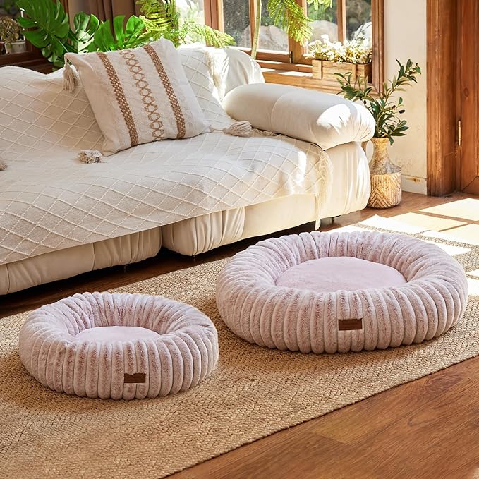 FUKUMARU Dog Bed, Gradient Color Donut Dog Beds for Medium Dogs, 30 inches Calming Orthopedic Dog Beds, Round Pet Bed with Washable Cover，Luxury Comfy Cat Bed for Indoor Cats, Pink